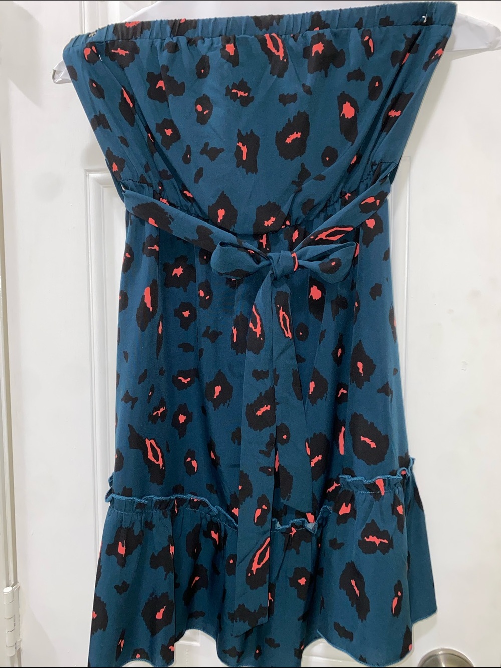 Ladies Strapless Teal Leopard Print Dress with Tie Waist